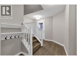 135 Kingsbridge Road SE - photo 3