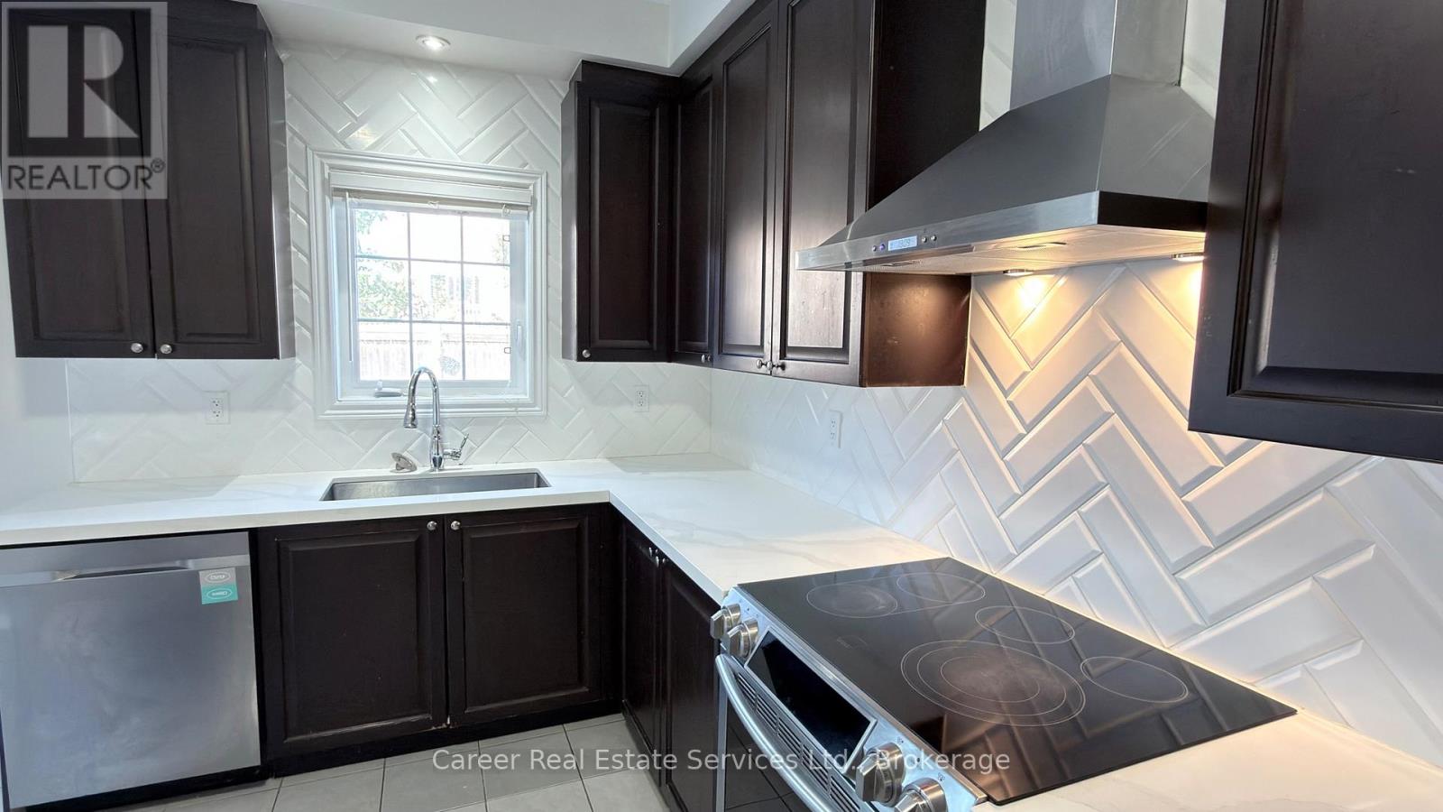 10 CAMPVIEW STREET - 6