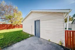176 Greenwood Avenue, Winnipeg, MB R2M2T5 Photo 32