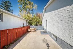 176 Greenwood Avenue, Winnipeg, MB R2M2T5 Photo 39