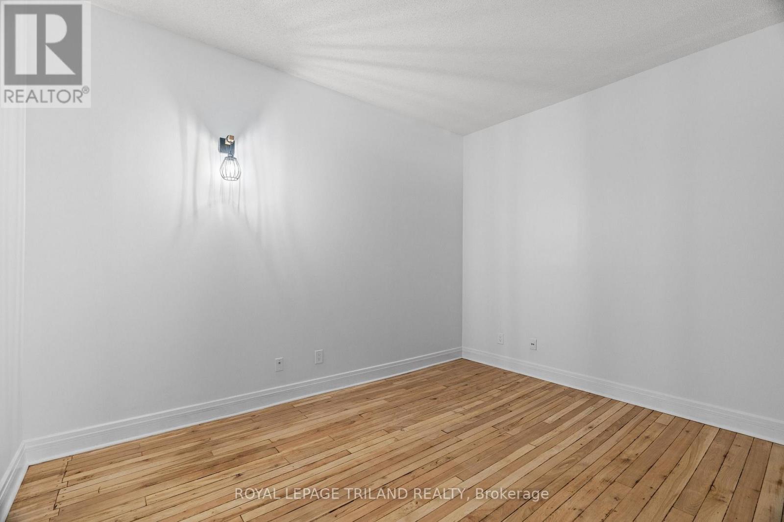506 - 330 CLARENCE STREET, London East (East K) — photo 6