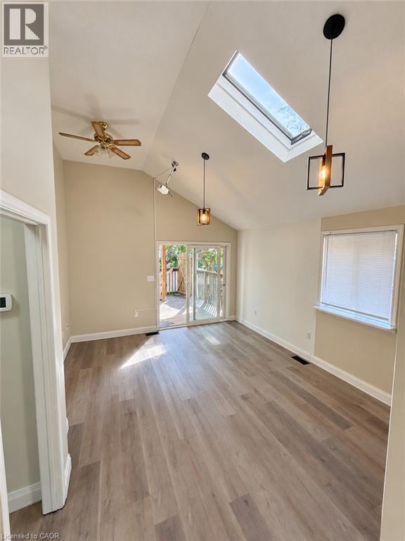 48 YORK Road Unit# Second Floor, Dundas — photo 2