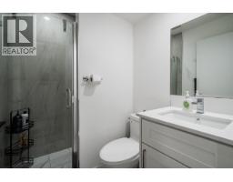 949 Lynwood Avenue, Port Coquitlam, BC V3B6J7 Photo 24