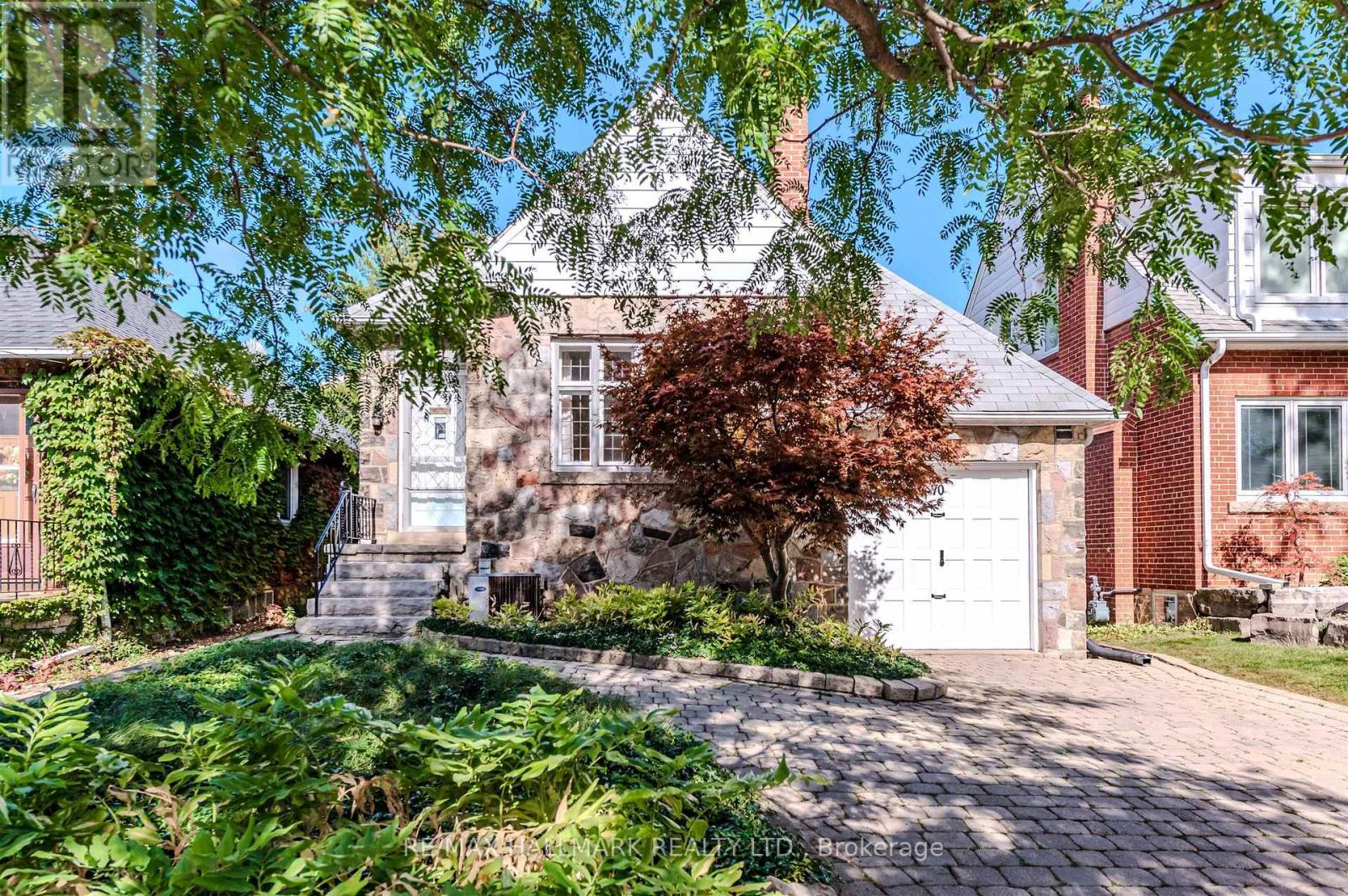 Photo of 70 Parkview Avenue
