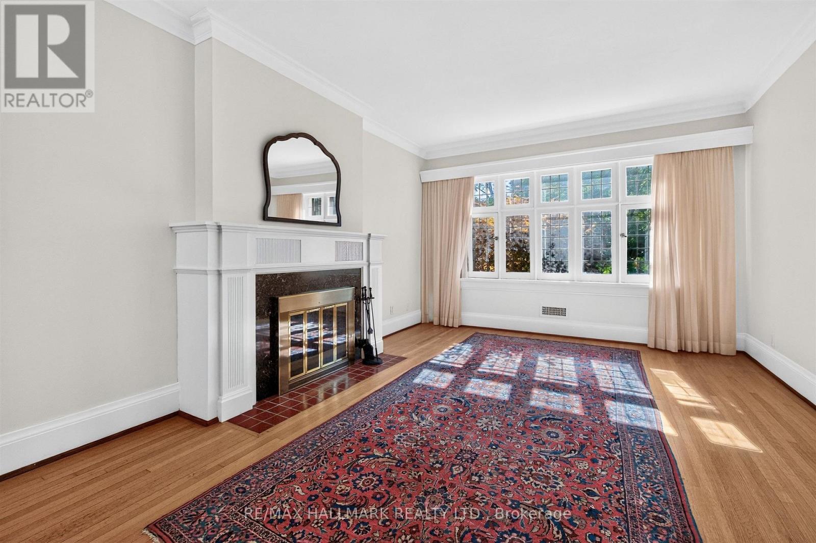 70 PARKVIEW AVENUE - 9