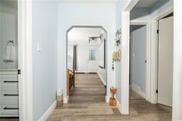 141 Frederick Street, Brandon, MB R7A5K3 Photo 9