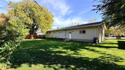 Bedroom - 215 Broadway Street S, Deloraine, MB R0M0M0 Photo 6