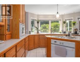 26070 116 Avenue, Maple Ridge, BC V4R1Z6 Photo 11
