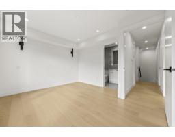 2 3576 E Pender Street, Vancouver, BC V5K2E3 Photo 14