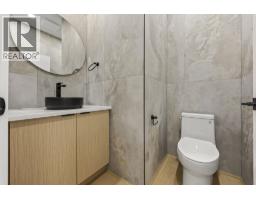 2 3576 E Pender Street, Vancouver, BC V5K2E3 Photo 18