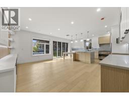 2 3576 E Pender Street, Vancouver, BC V5K2E3 Photo 19
