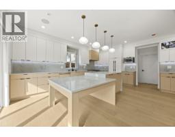 2 3576 E Pender Street, Vancouver, BC V5K2E3 Photo 22