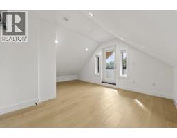 2 3576 E Pender Street, Vancouver, BC V5K2E3 Photo 34