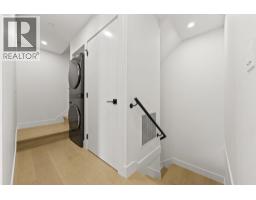 2 3576 E Pender Street, Vancouver, BC V5K2E3 Photo 7