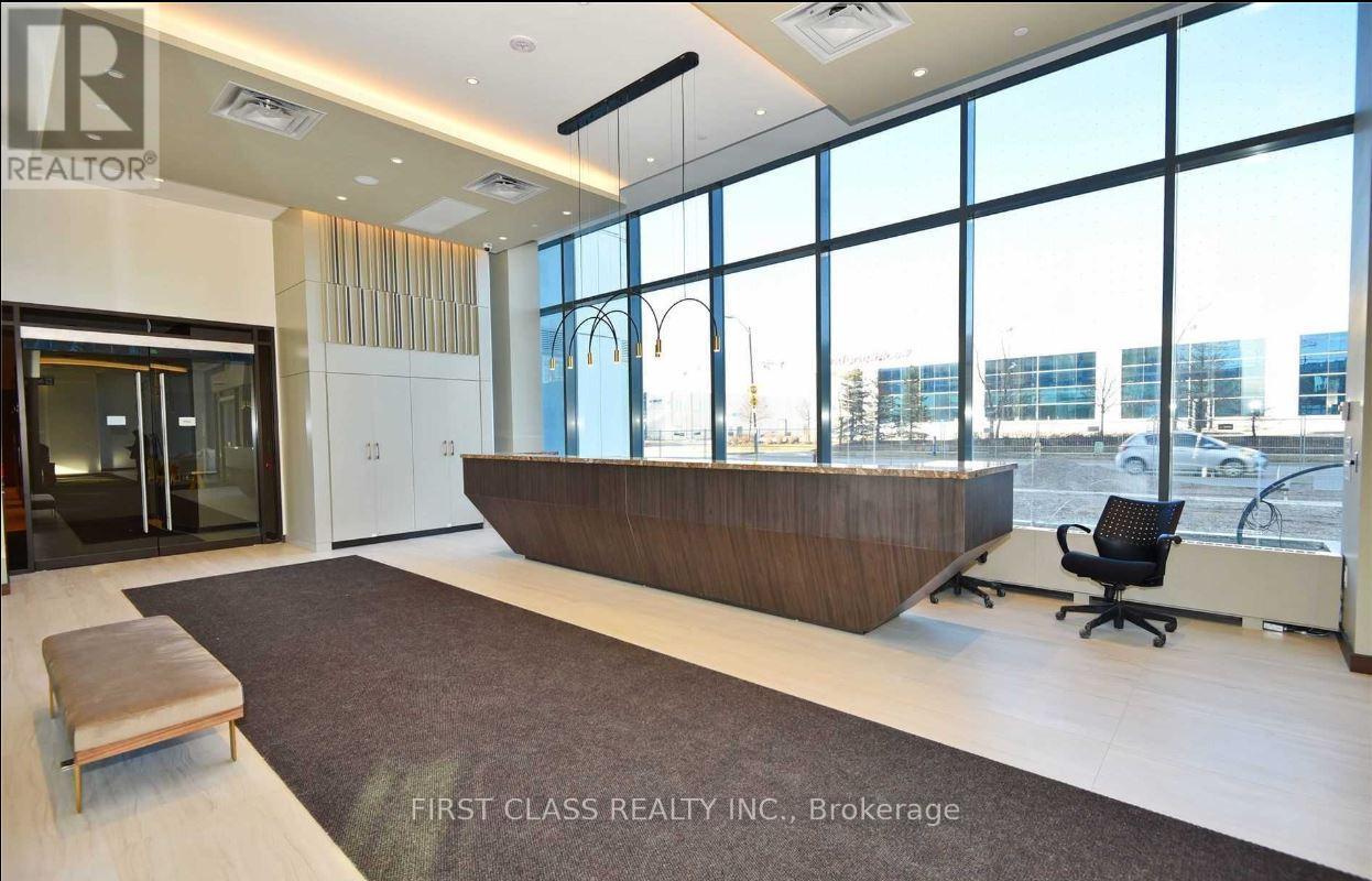 2012 - 38 HONEYCRISP CRESCENT, Vaughan (Vaughan Corporate Centre) — photo 2