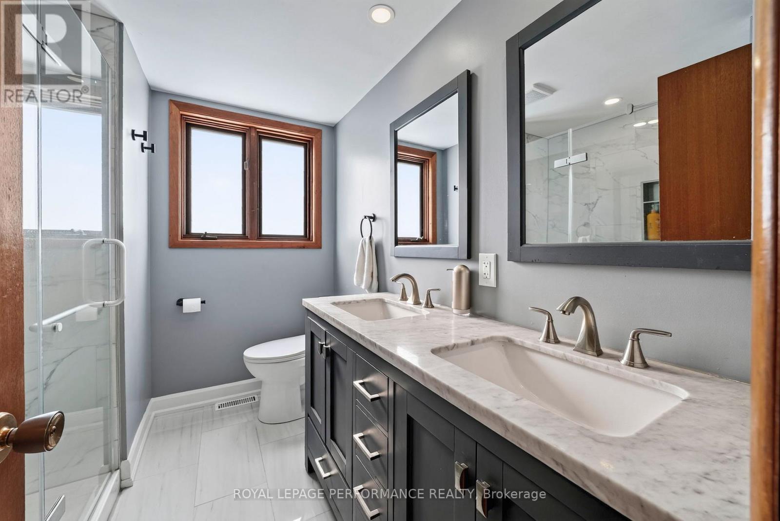 2761 ROSS AVENUE - Image 17