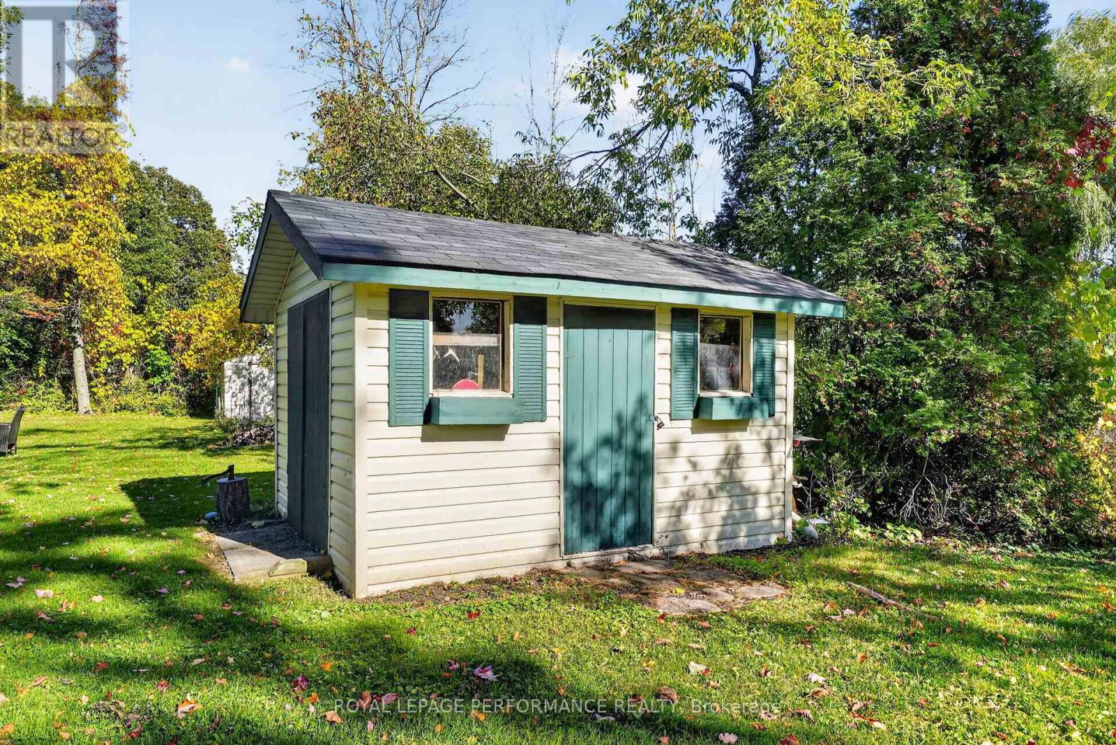 2761 ROSS AVENUE - 37