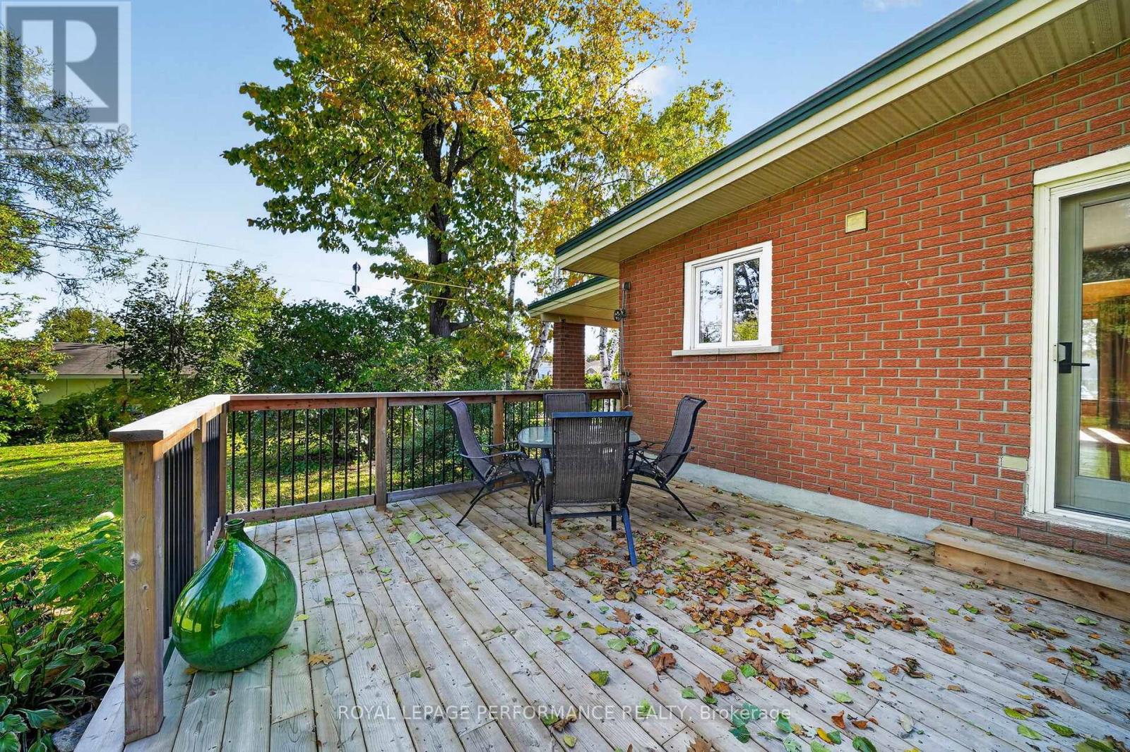 2761 ROSS AVENUE - Image 43