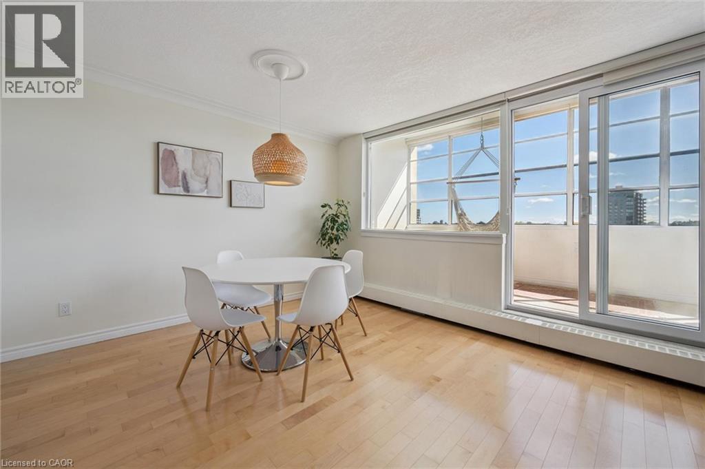 #910 65 WESTMOUNT Road N - Image 15