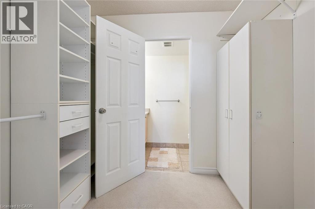 #910 65 WESTMOUNT Road N - Image 25
