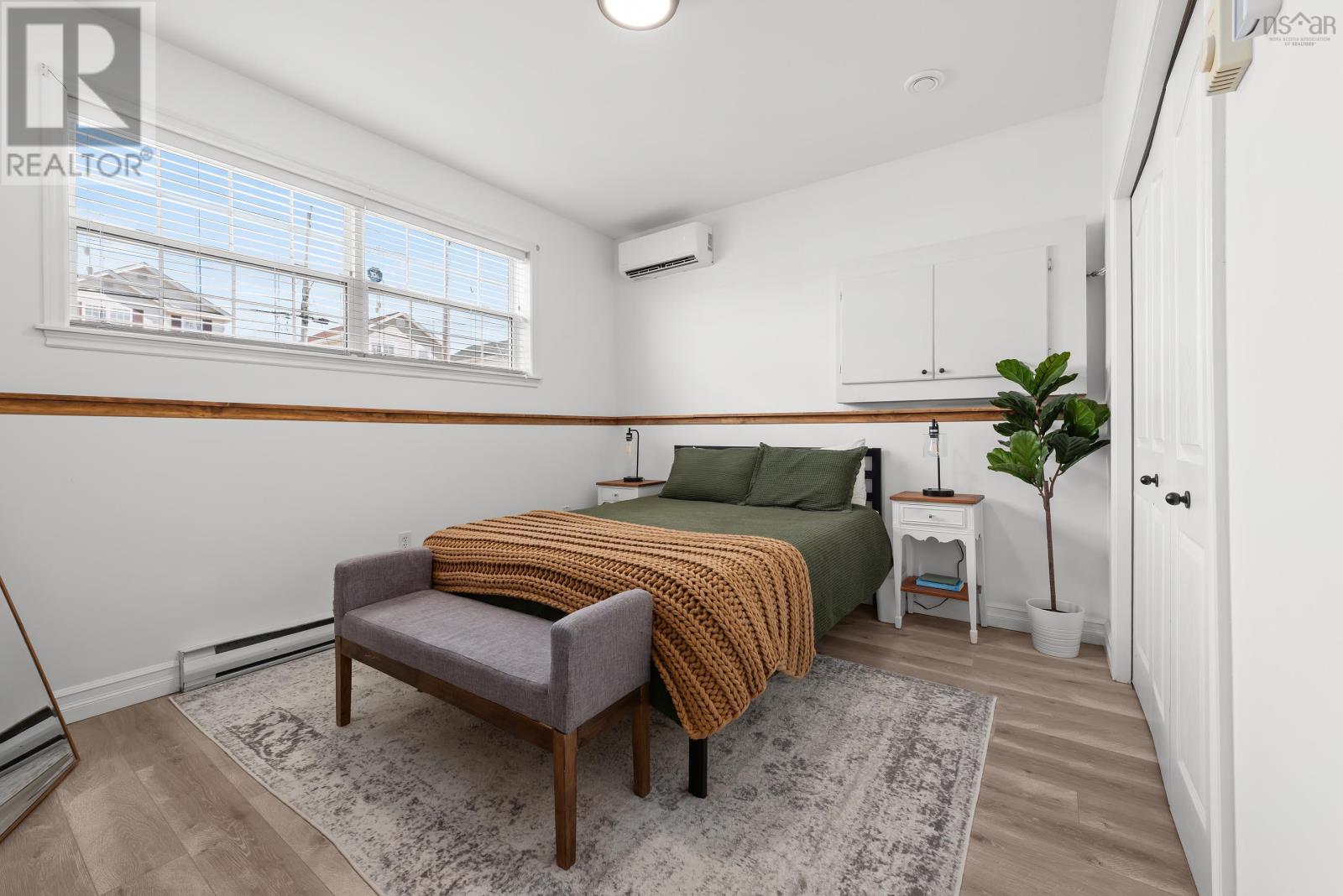 330 Charles Road - Image 15