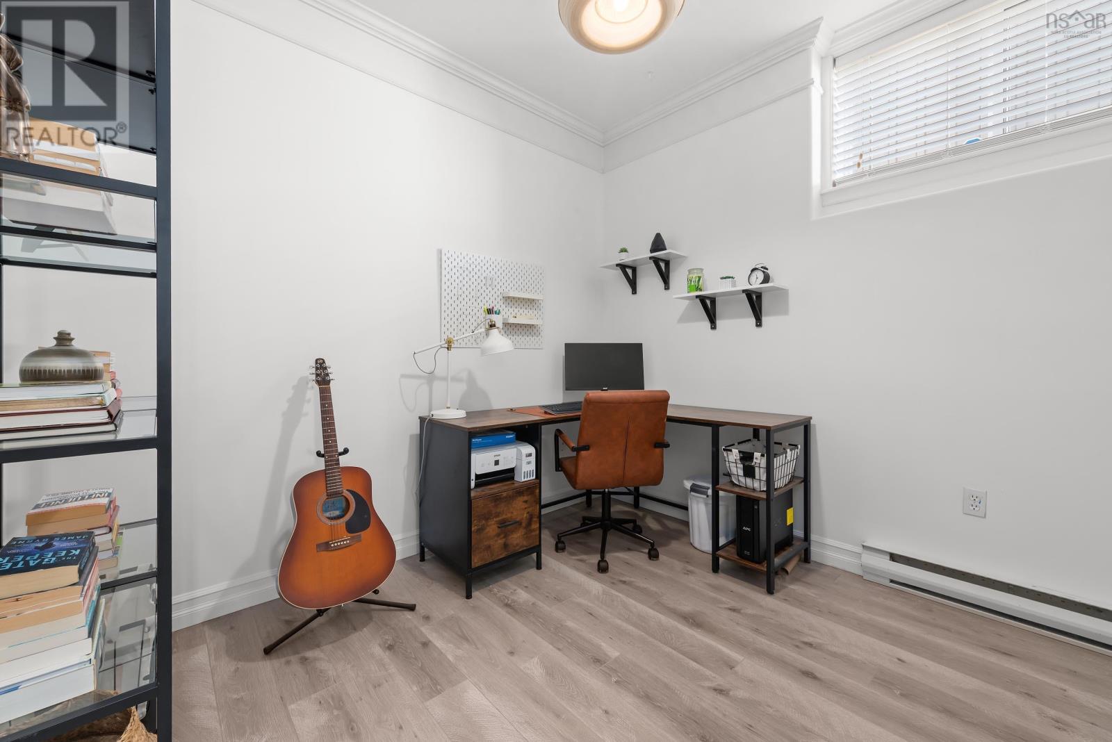 330 Charles Road - Image 17
