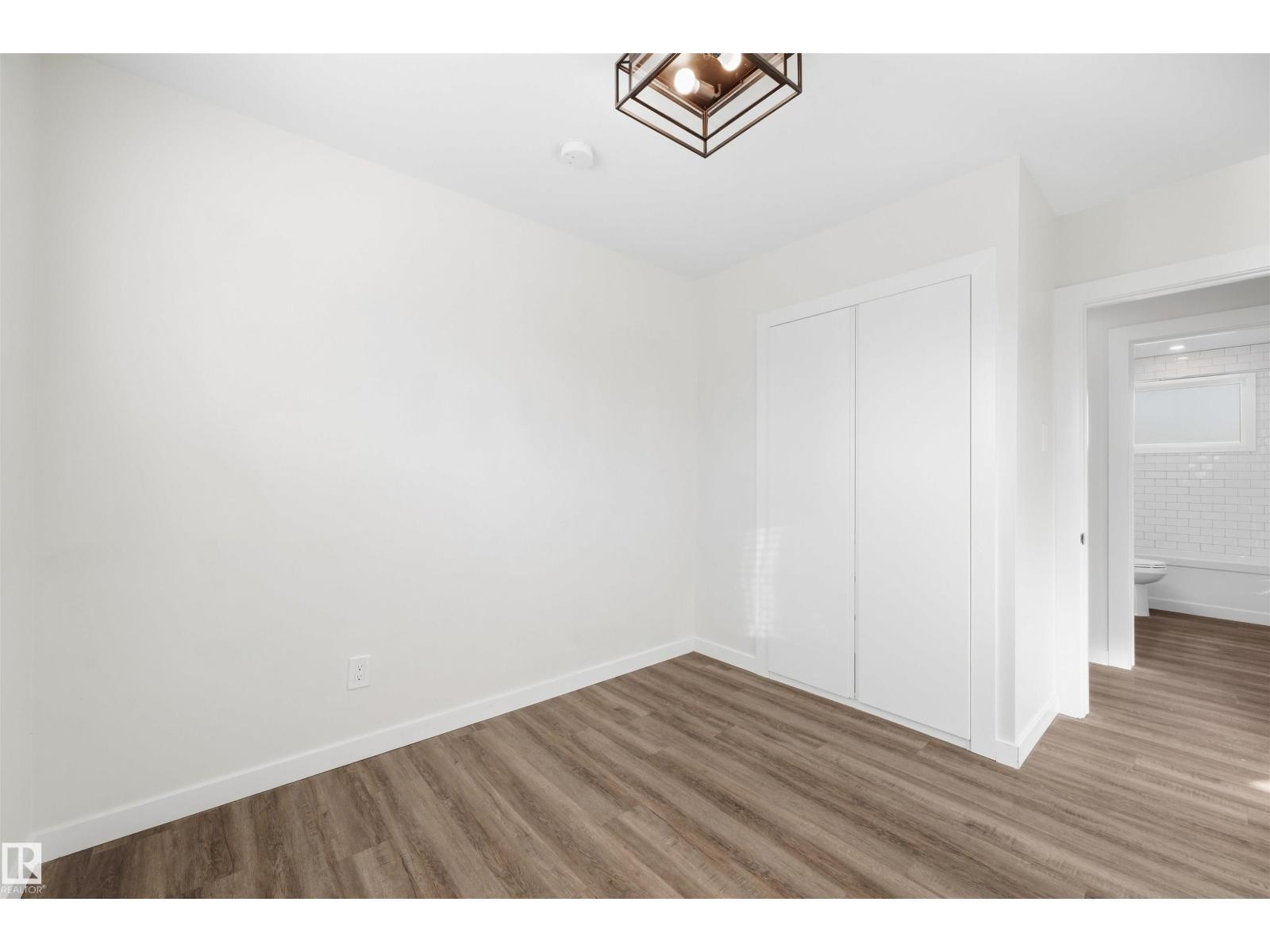8914 162 ST NW - 18