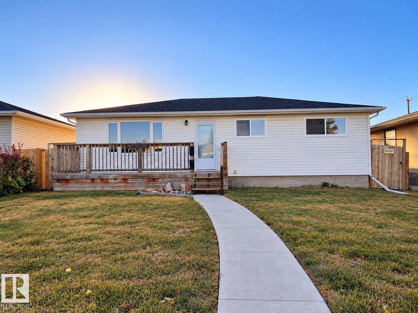 8914 162 ST NW - 1