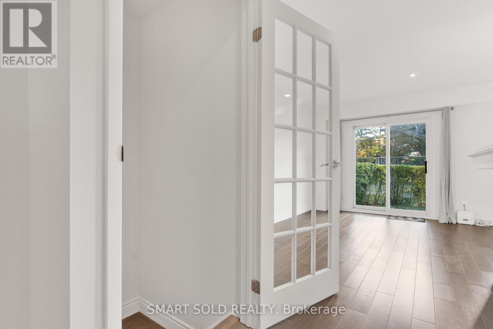 2120 Rathburn Road East, Mississauga, ON photo 7