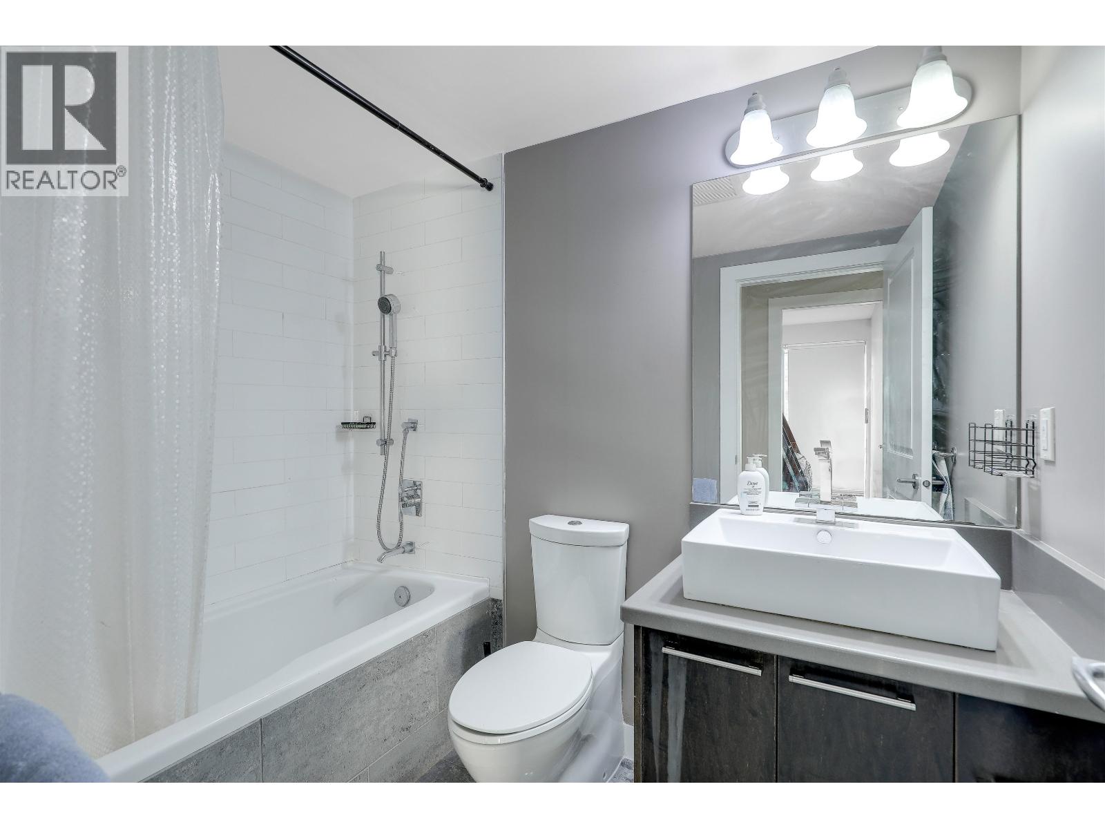 Photo of 206 3811 HASTINGS STREET 19