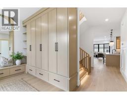 218 19 Avenue - photo 3