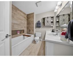 512 13900 Hyland Road, Surrey, BC V3W2C3 Photo 25