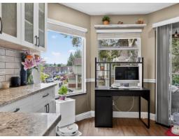 512 13900 Hyland Road, Surrey, BC V3W2C3 Photo 10