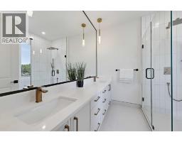 2714 3 Avenue NW - photo 31