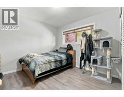 3102 38 Street SW - photo 26