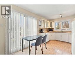 3102 38 Street SW - photo 9