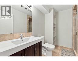 3102 38 Street SW - photo 41