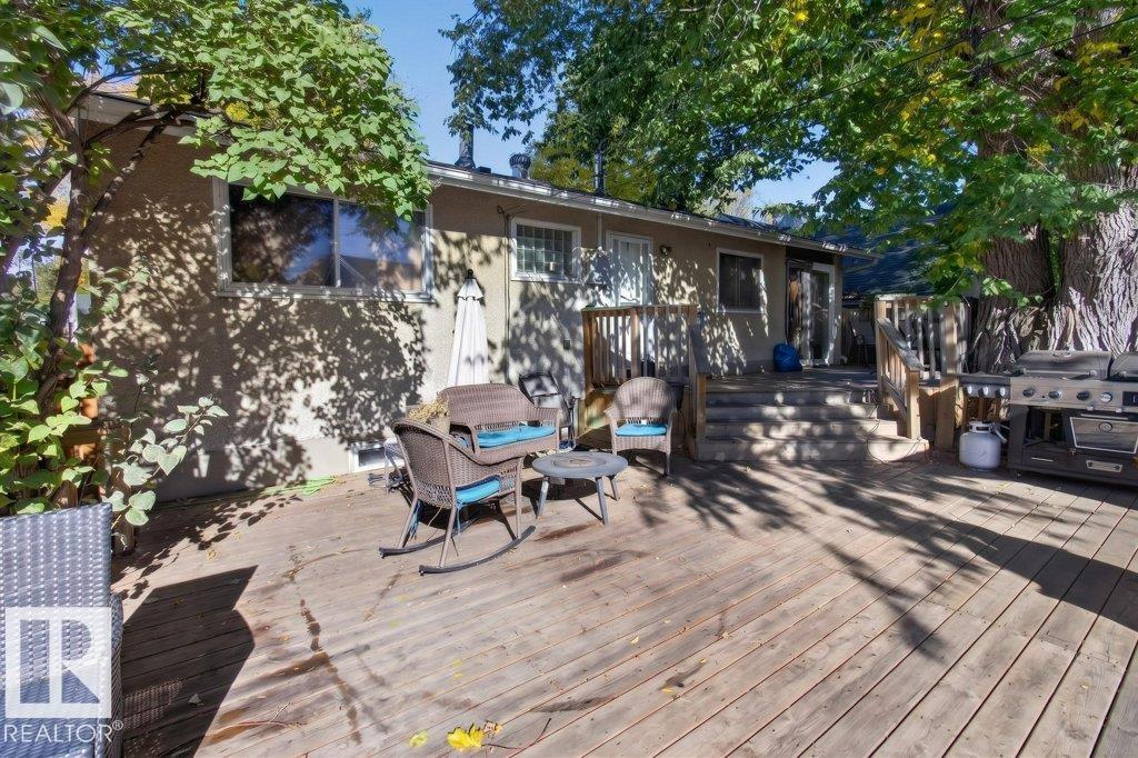3829 110 AV NW - 36