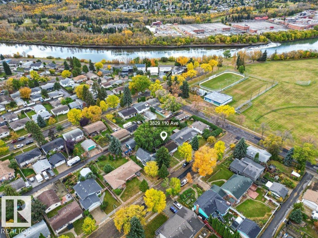 3829 110 AV NW - 47