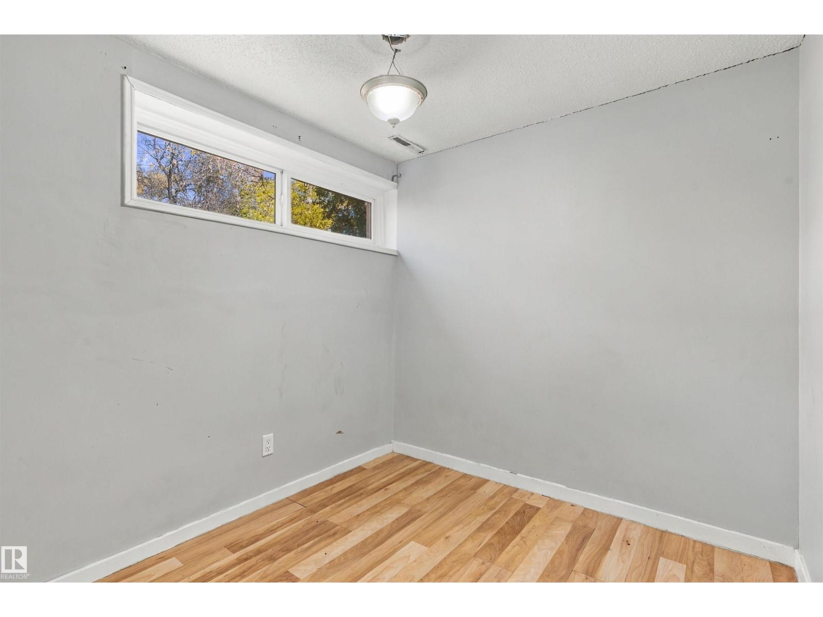 12303 115 AV NW - Image 31
