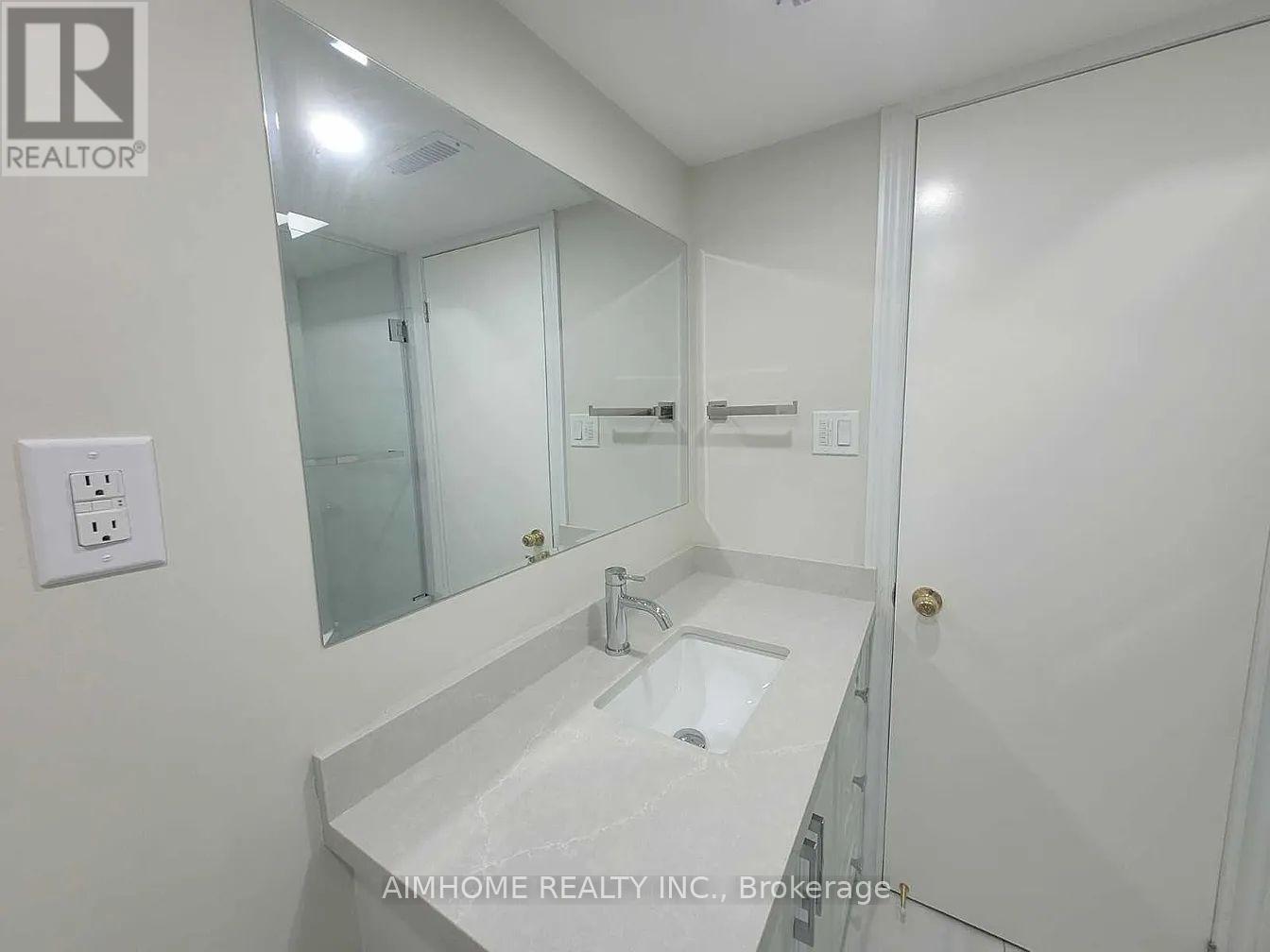 39 CANDLEBROOK CRESCENT, Toronto (L'Amoreaux) — photo 3