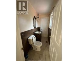 Bedroom - 4060 Churchill Unit# Main, Windsor, ON N9G2E7 Photo 7