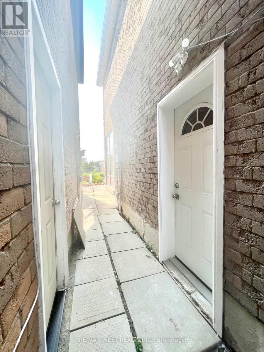 BSMT - 147 WOODHALL ROAD, Markham (Milliken Mills East) — photo 10