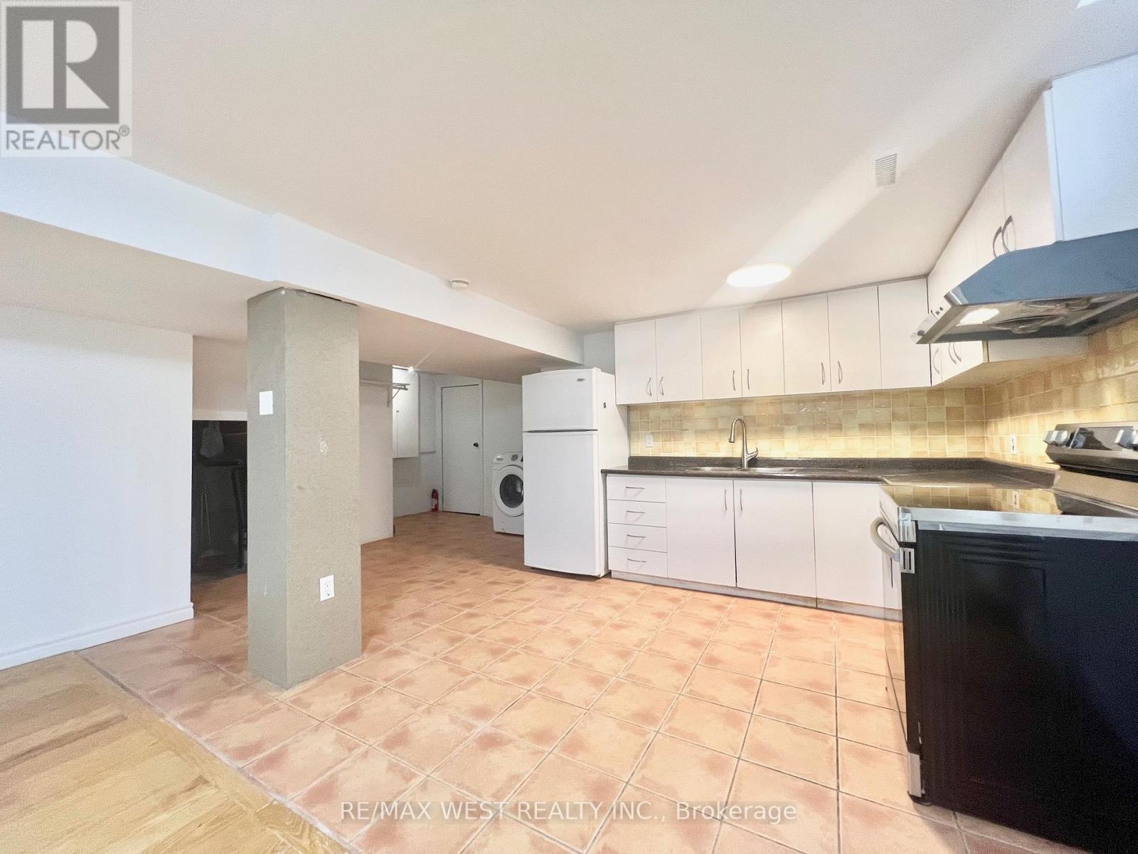 BSMT - 147 WOODHALL ROAD, Markham (Milliken Mills East) — photo 4