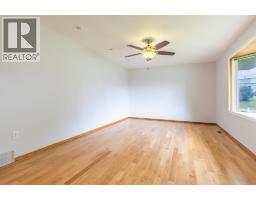 Primary Bedroom - 418 3 Avenue E, Bow Island, AB T0K0G0 Photo 8