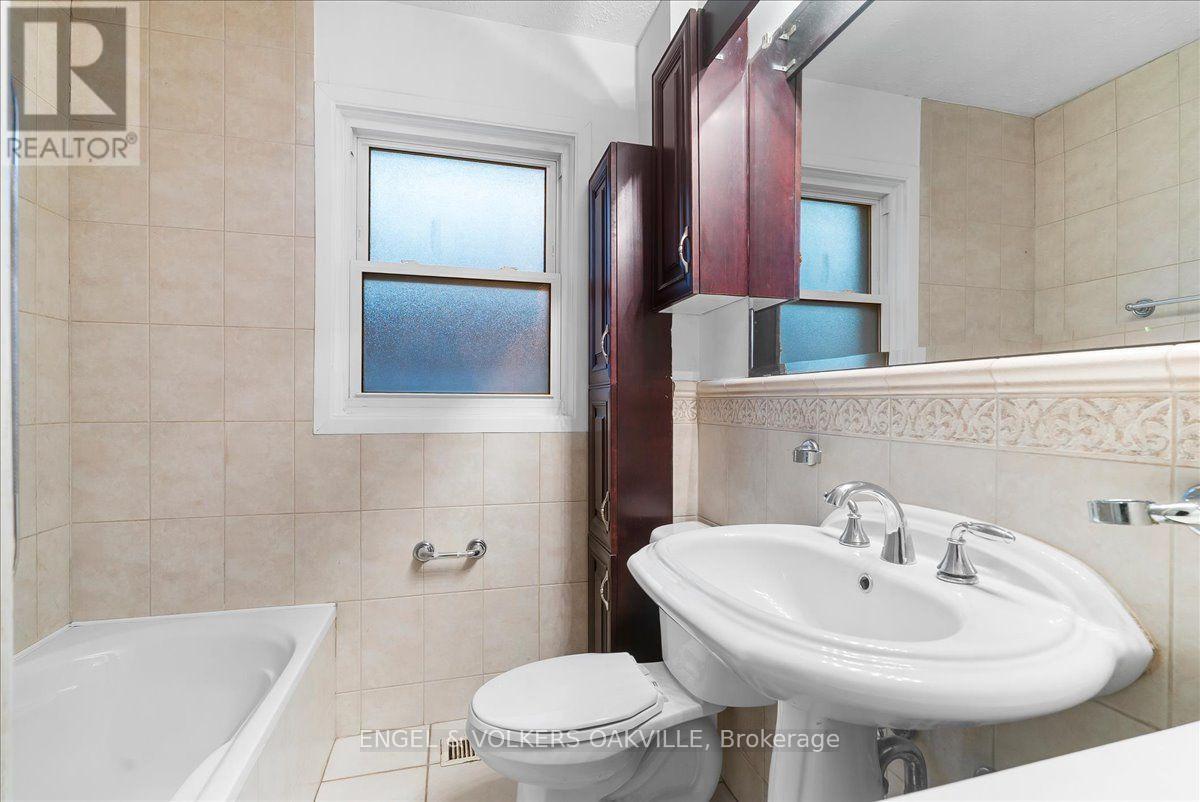 351 Renforth Drive, Toronto, ON photo 17