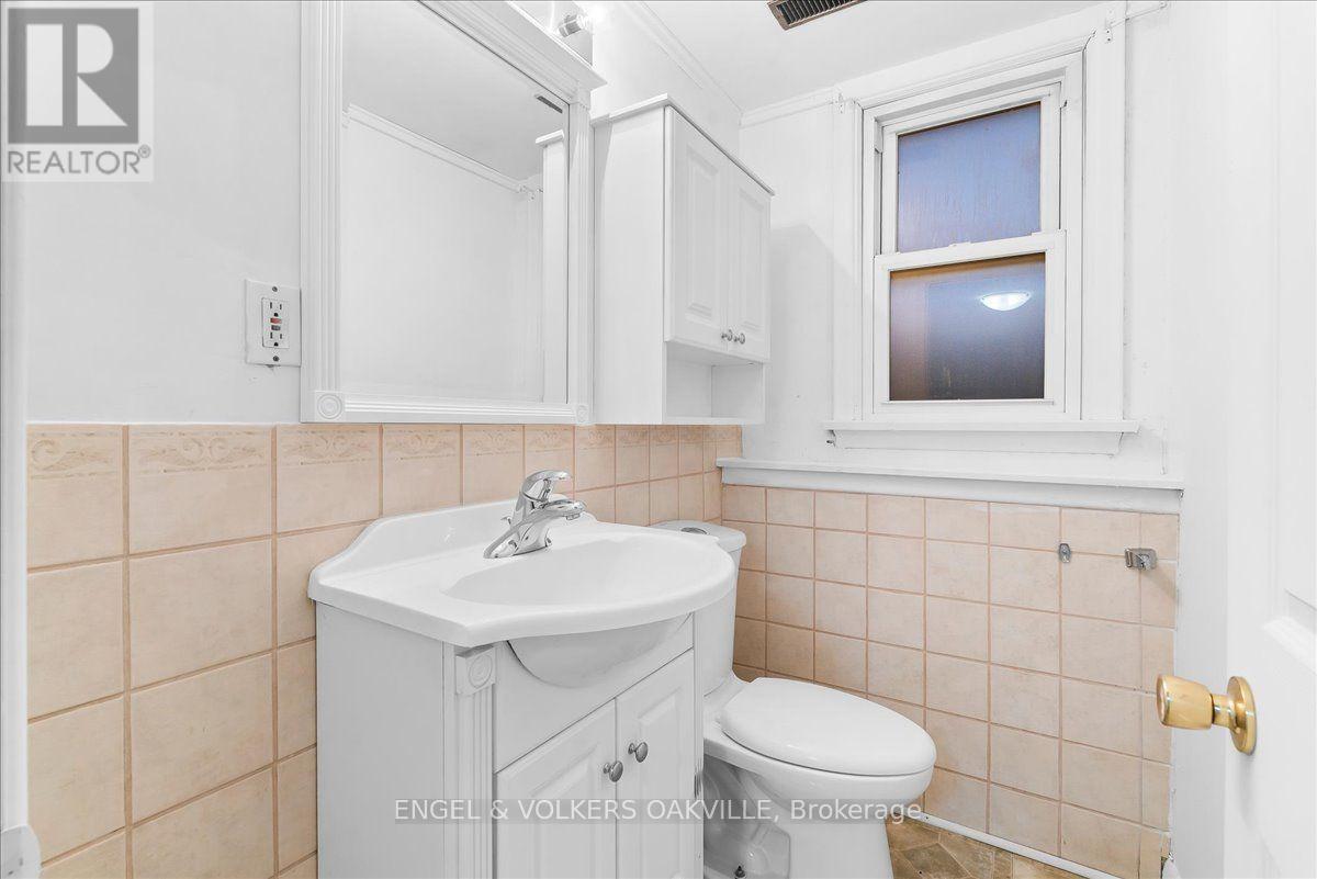 351 Renforth Drive, Toronto, ON photo 25