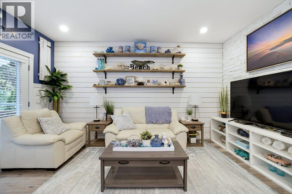 3220 28 Avenue NE - 26