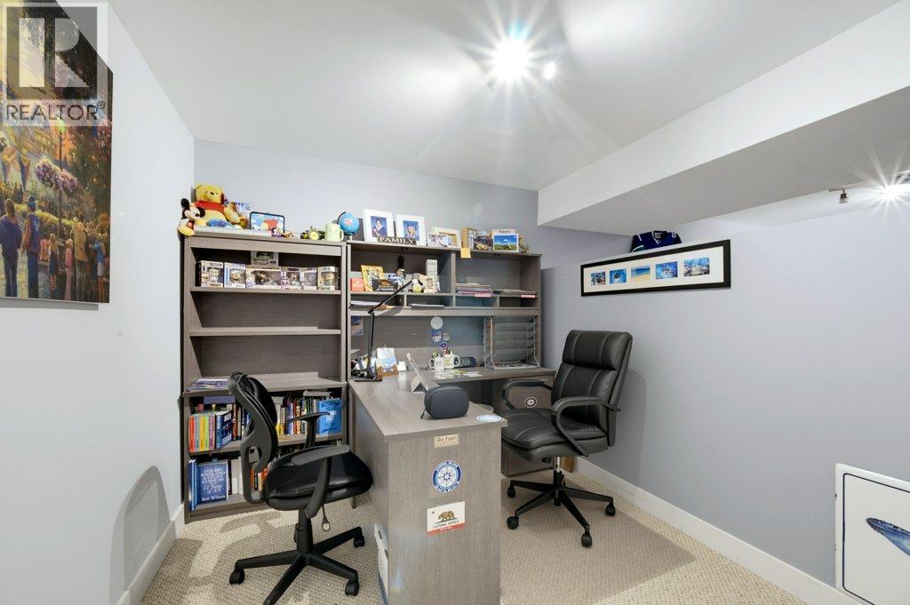  3220 28 Avenue Northeast, Salmon Arm