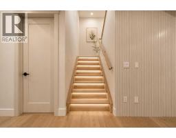 825 21 Avenue NW - photo 33